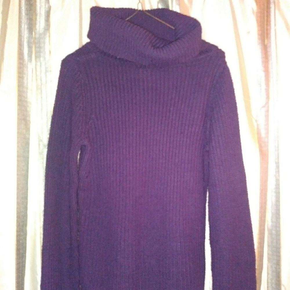 Sweater - Picture 2 of 2